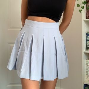 Babaton pleated skirt NWT